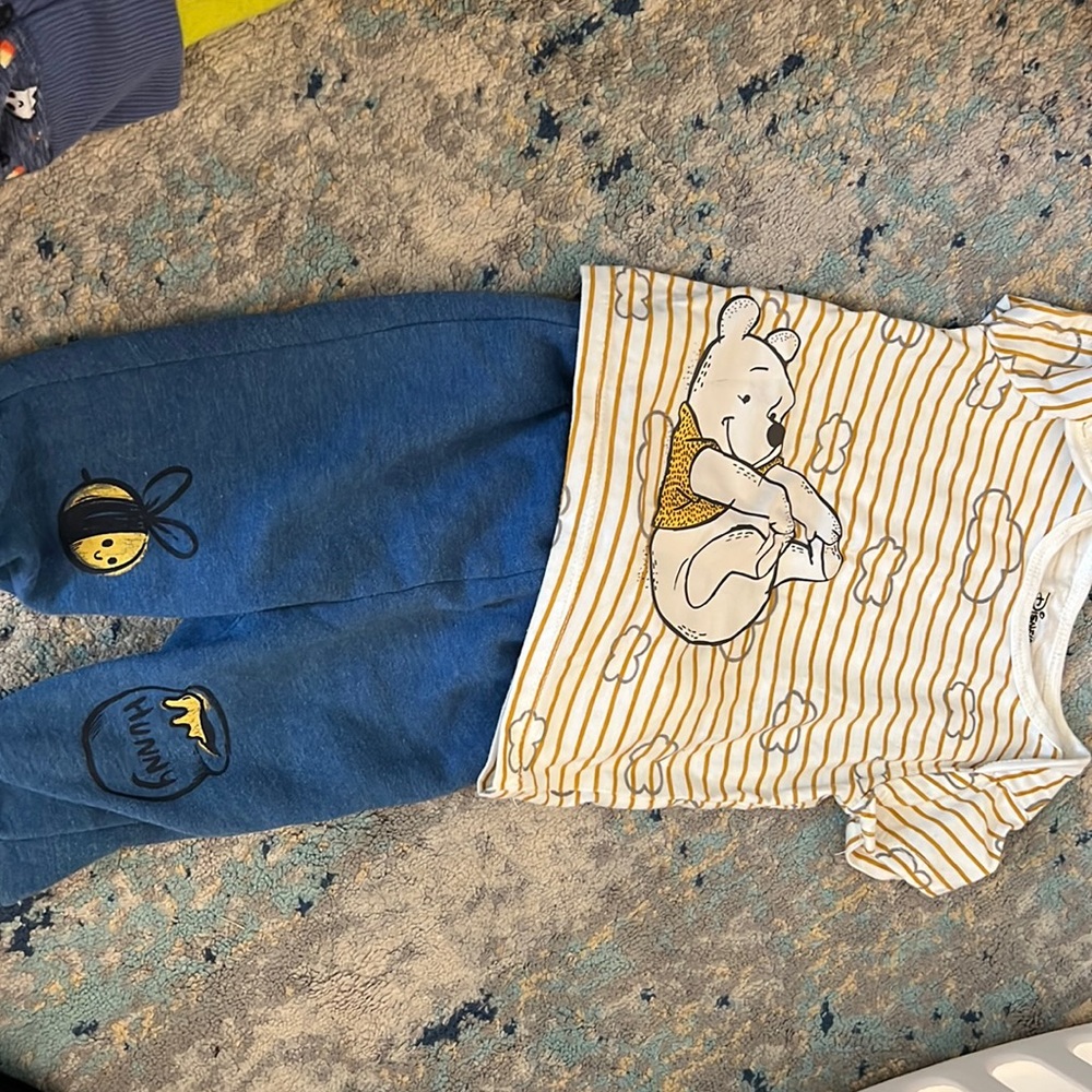 Disney Pooh bear outfit